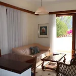 House 3* Kandia