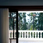 Hotel House Candia
