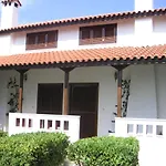 House Ξενοδοχείο 3*