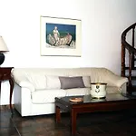 Hotel House Candia