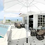 House 3* Kandia