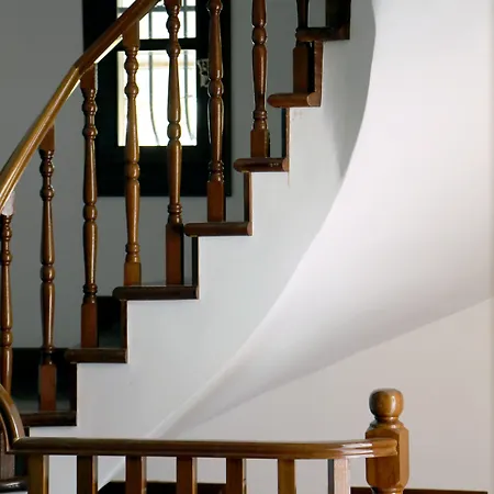 Ξενοδοχείο House 3*