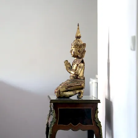 House Ξενοδοχείο 3*