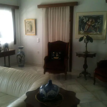 House 3* Kandia