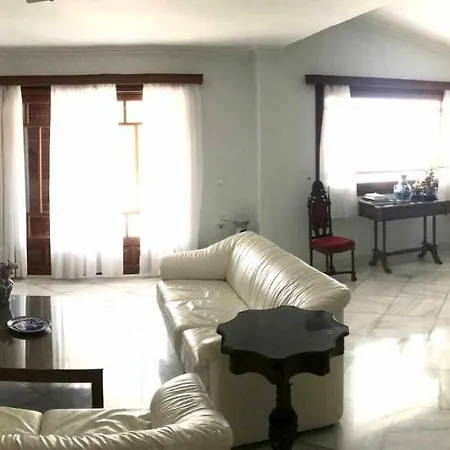Hotel House Kandia